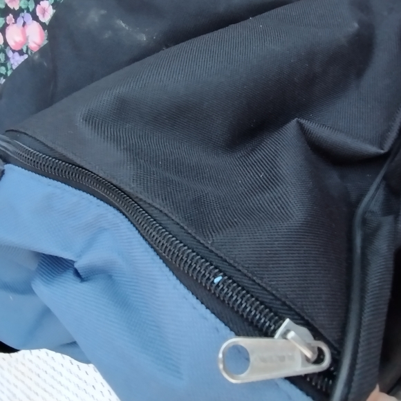 Black and Blue Duffel Bag - Picture 4 of 7